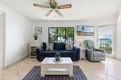 Nature Lover’s Paradise: 2BR/2BA Bayfront Retreat 🌿
