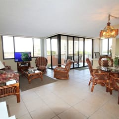 Bay Front Serenity: 4th Floor 2BD/2BA at Isla Del Sol P-406