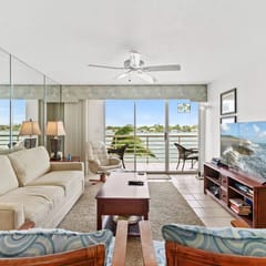 Club Bahia 15-370 Bay Front Isla Del Sol 2 Bed