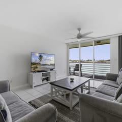 Club Bahia 15-469 Isla Del Sol Bayfront Unit