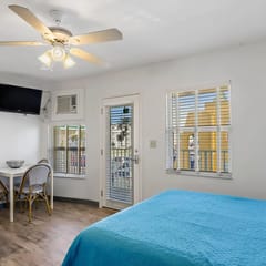 Sea Rocket 17: Second Floor Serenity in North