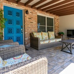 St. Pete Haven: Private 3 Bedroom, 1.5 Bath Home