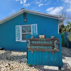 Treasure Island Beach House | Walk to the Sand