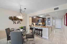 Bahia Vista 8-411| 2BD| 2BA - Image 5
