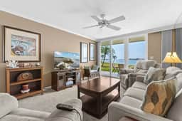 Bahia Vista Ground Floor 2 Bedroom 131 - Image 5