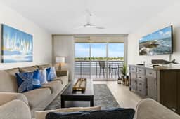 Bahia Vista Island Sunset Beauty 14-360: Your Front-Row Seat to Waterfront Living - Image 3