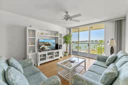 Bahia Vista Top Floor Bay Front 2 Bedroom 12-543 - Image 4