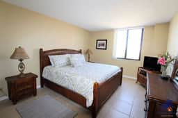 Bay Front Serenity: 4th Floor 2BD/2BA at Isla Del Sol P-406 - Image 5
