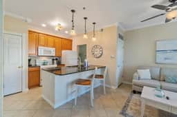 Beachway One Bedroom Paradise: Your Tranquil - Image 4