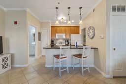 Beachway One Bedroom Paradise: Your Tranquil - Image 2