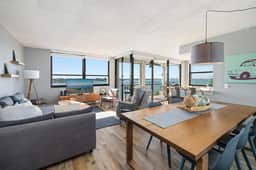 Casa H-602 Top-Floor Bayfront 2BR Stunning Views - Image 4