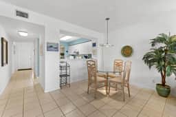 Club Bahia 15-370 Bay Front Isla Del Sol 2 Bed - Image 4