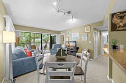 Coastal Living in Treasure Island – 1BR Bayfront Escape - Image 3