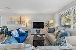 Coastal Sea-Esta: 4 BR Pool Home | Holiday Deals - Image 2