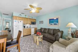 Cozy 1-Bdrm Madeira Beach – Tropic Breeze #11 Pool Access & Walk to Beach - Image 3