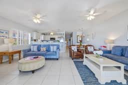 Family-Friendly 3BR Beachfront Retreat | Indian Rocks | Sea Side #202 - Image 3