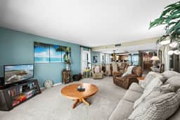 Gulf-Front 2BR Corner Condo in Indian Rocks Beach – 9th Floor, Heated Pool, & Tennis Courts - Image 4