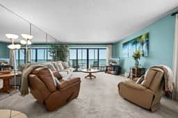 Gulf-Front 2BR Corner Condo in Indian Rocks Beach – 9th Floor, Heated Pool, & Tennis Courts - Image 2