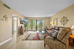 Island Escape at La Puerta 4-231 St Pete 2nd Floor Condo - Image 2
