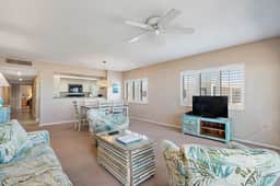 Land's End 11-401: Gulf Front Paradise - 2BD/2BA, - Image 3