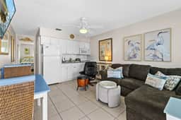 Madeira Beach Cozy 1-Bedroom Second-Floor Condo at Tropic Breeze #17 - Image 5