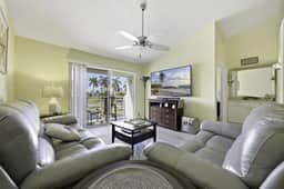 Peaceful Island Escape – Vista Verde 2-212 with Pond Views & Modern Comfort - Image 2