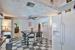 Seminole Comfort: Private Pool Home - 3BD/2BA - Image 5