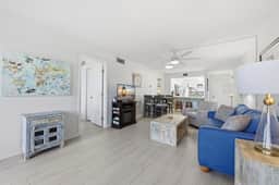 St Pete Isla Casa C-103 2/2 Bath Amazing View! - Image 3