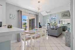 St Pete Isla Vista Verde North Mirada Townhome 3/2 TH-21 - Image 4