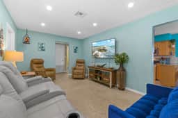 St. Pete Haven: Private 3 Bedroom, 1.5 Bath Home - Image 5