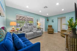 St. Pete Haven: Private 3 Bedroom, 1.5 Bath Home - Image 4