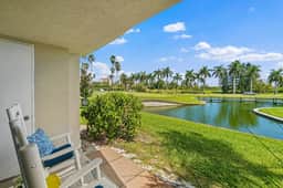 🏡 Vista Verde West • 1st Floor • Relaxing 2 Bedroom Pond View 6-136 - Image 2