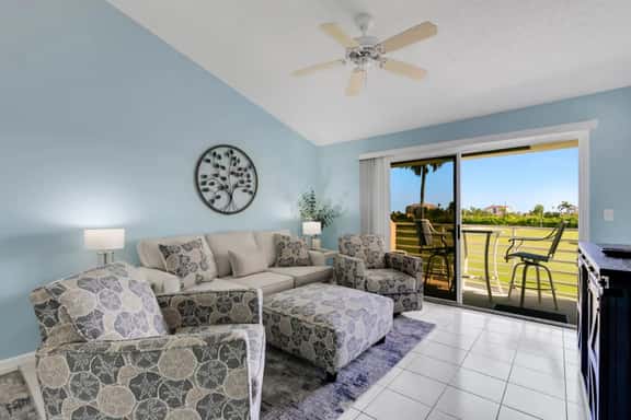 2nd Floor Vista Verde North Newly Renovated Unit 216 - Image 1