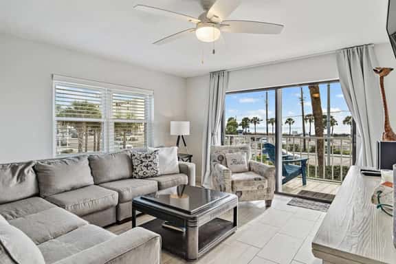 Across from Madeira Beach – Gulf-View Condo with Pool - Image 1