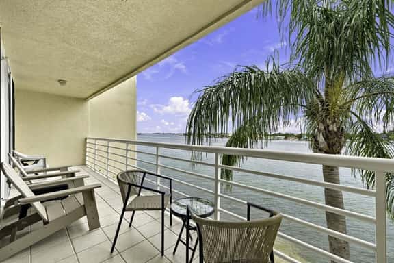 Bahia Vista 14-462 Bay Front 2 Bedroom - Image 1
