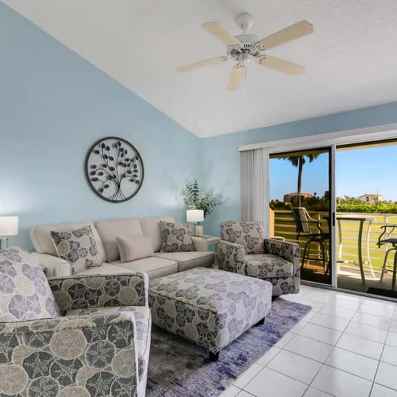 2nd Floor Vista Verde North Newly Renovated Unit 216 - Image 1