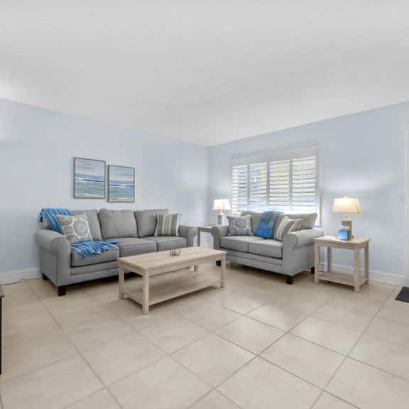 Coastal Comfort at The Waves – Steps from St. Pete Beach 🌊☀️ - Image 1