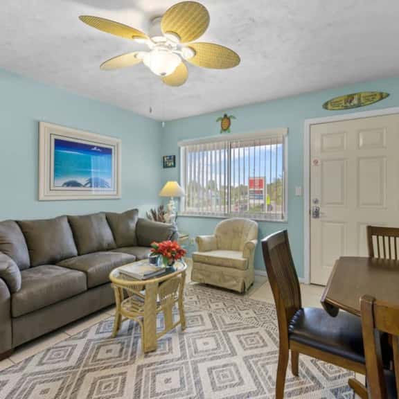 Cozy 1-Bdrm Madeira Beach – Tropic Breeze #11 Pool Access & Walk to Beach - Image 1