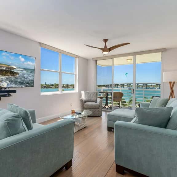 Isla Del Sol Top Floor Bahia Vista 541 - Image 1