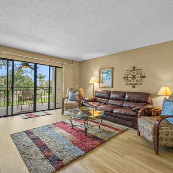 Island Escape at La Puerta 4-231 St Pete 2nd Floor Condo - Image 1