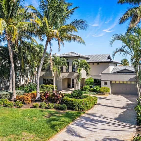 Peaceful Haven| Waterfront Home|Tierra Verde - Image 1