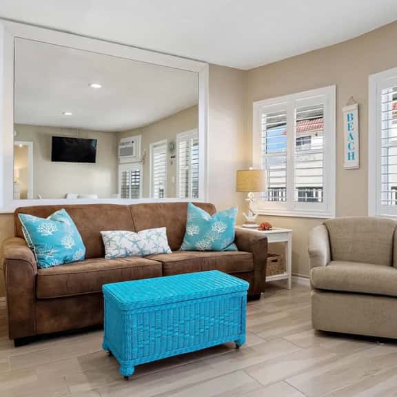 Sea Rocket 28: 1BD/1BA Beachside Tranquility - Image 1