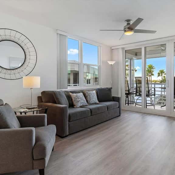 Top Floor Corner Unit| Bahia Vista 8-509|2/2 - Image 1