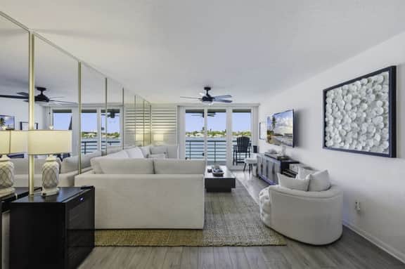 Absolute Coastal Elegance on the Bay | Gorgeous Bahia Vista Getaway - Image 5