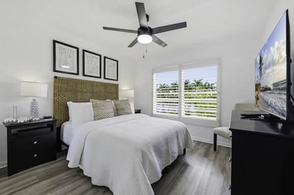 Absolute Coastal Elegance on the Bay | Gorgeous Bahia Vista Getaway - Image 3