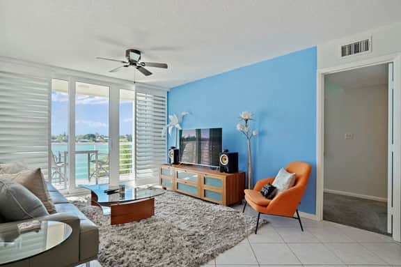 Bahia Vista 14-357: Beautifully Updated 2BD|2BA - Image 3
