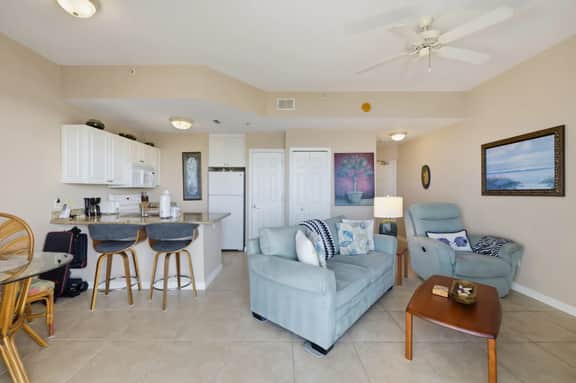 Boca Ciega Bay Resort – Top Floor Condo with Stunning Bay Views - Image 4