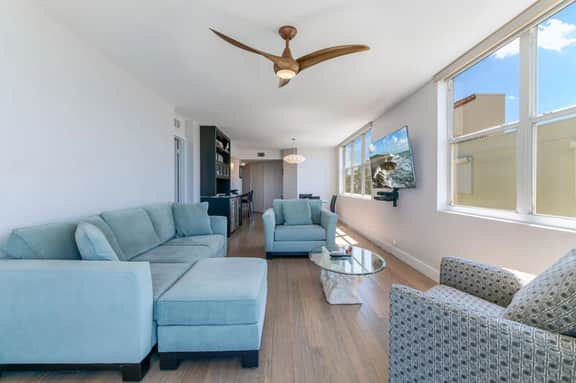 Isla Del Sol Top Floor Bahia Vista 541 - Image 3
