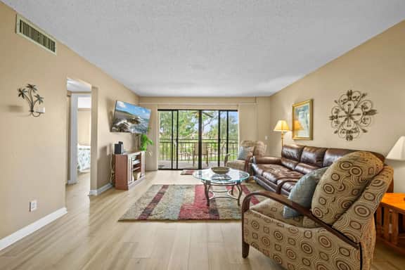 Island Escape at La Puerta 4-231 St Pete 2nd Floor Condo - Image 2