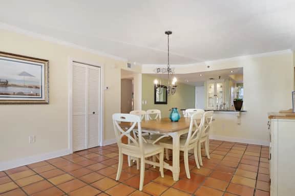 La Coquina 105 – Beachside 2BR/2BA Condo Retreat | Steps to Gulf, Pool & Sunsets - Image 4